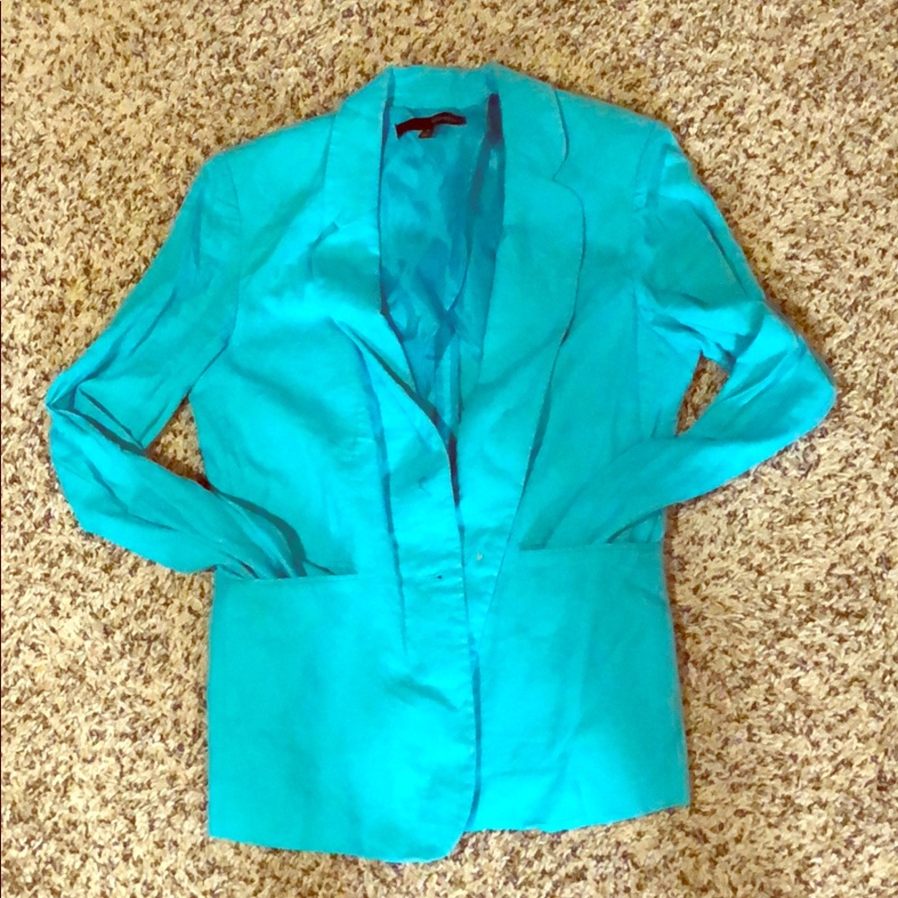 David Bowie light blue jacket